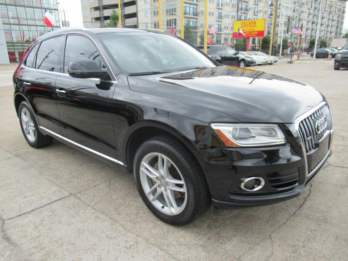 2015 Black /Black Audi Q5 PREMIUM PLUS (WA1LFAFP4FA) with an 2.0L I4 F DOHC 16V engine, Automatic transmission, located at 1511 North Shepherd Dr., Houston, TX, 77008, (281) 657-1221, 29.798361, -95.412560 - 2015 AUDI Q5 2.0T QUATTRO PREMIUM PLUS VIN: WA1LFAFP4FA145528 W A 1 L F A F P 4 F A 1 4 5 5 2 8 4 DOOR WAGON/SPORT UTILITY 2.0L I4 F DOHC 16V FLEX FUEL ALL WHEEL DRIVE - Photo#18